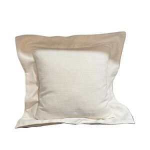 Pillows Flange White 18x18
